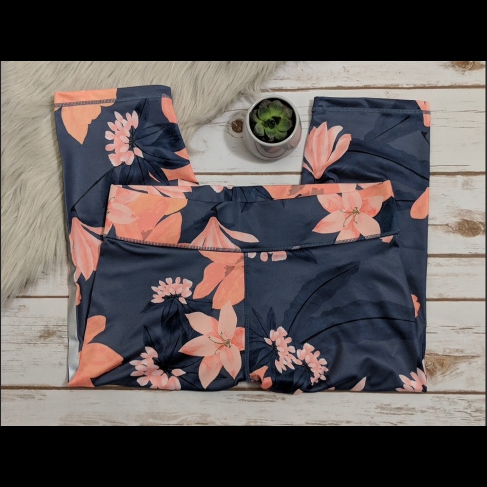 Minkpink Capri Leggings
